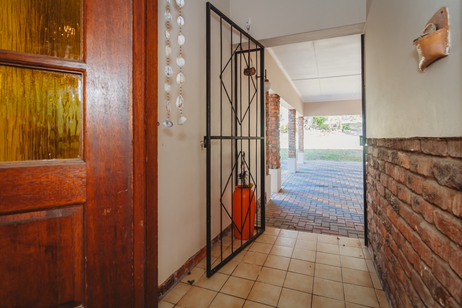 4 Bedroom Property for Sale in Denver Park Western Cape